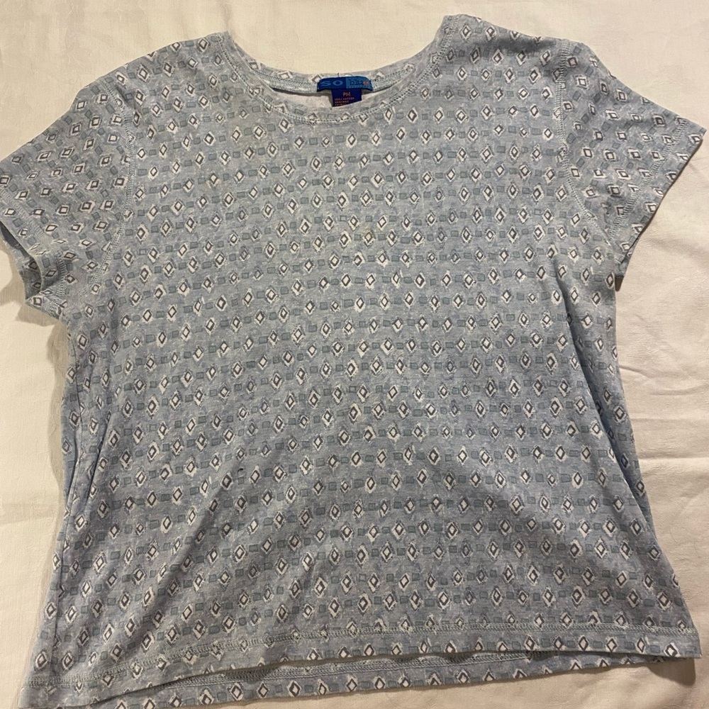 Baby Blue Diamond Pattern Tee